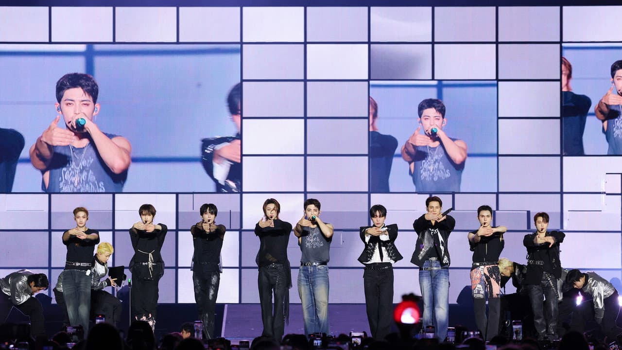 Seventeen World Tour [New_] In Japan: Live Viewing