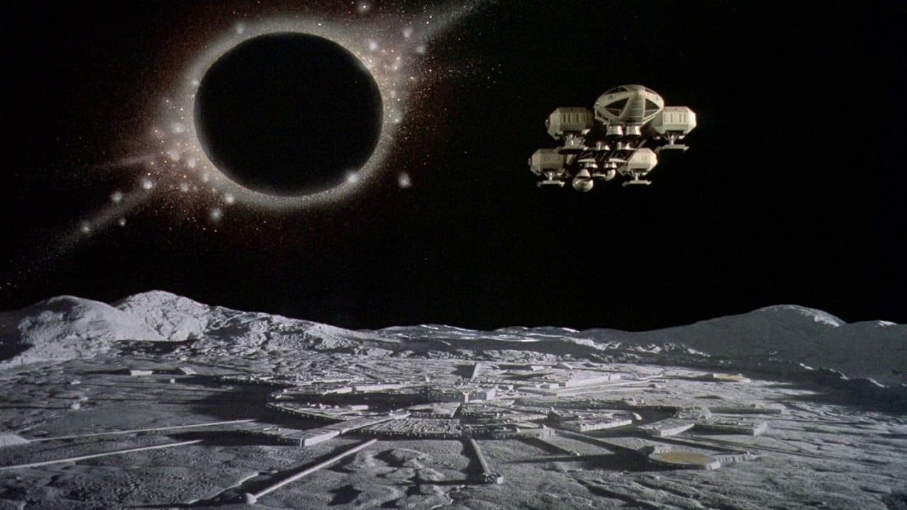 Destino: Base Lunar Alfa