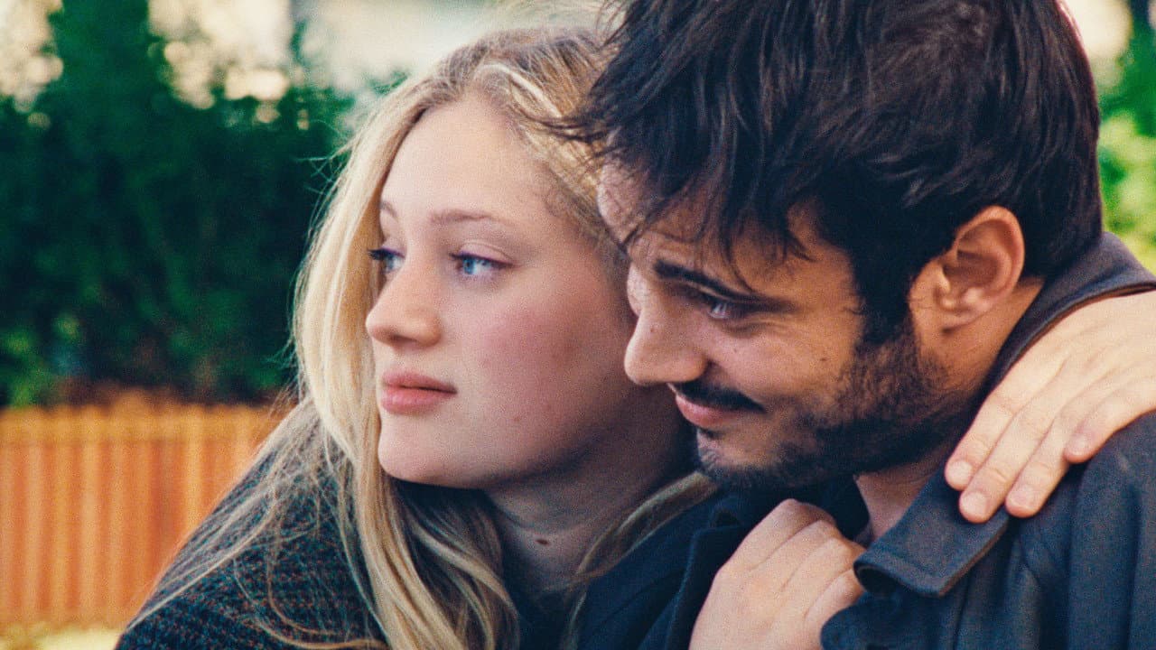 Jovens Amantes
