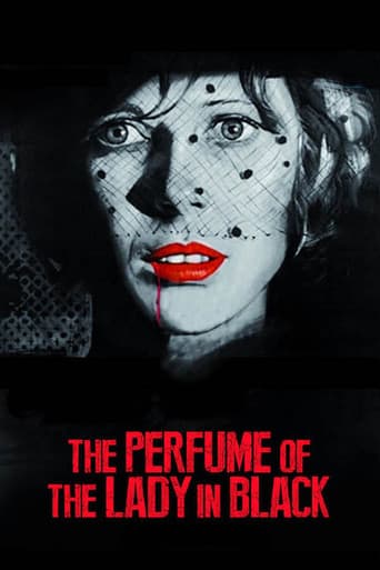 O Perfume da Senhora de Negro
